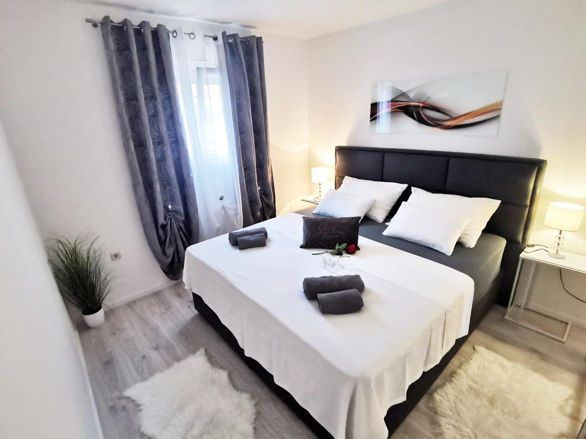 Apartment Toni With Private Parking Zadar Ngoại thất bức ảnh